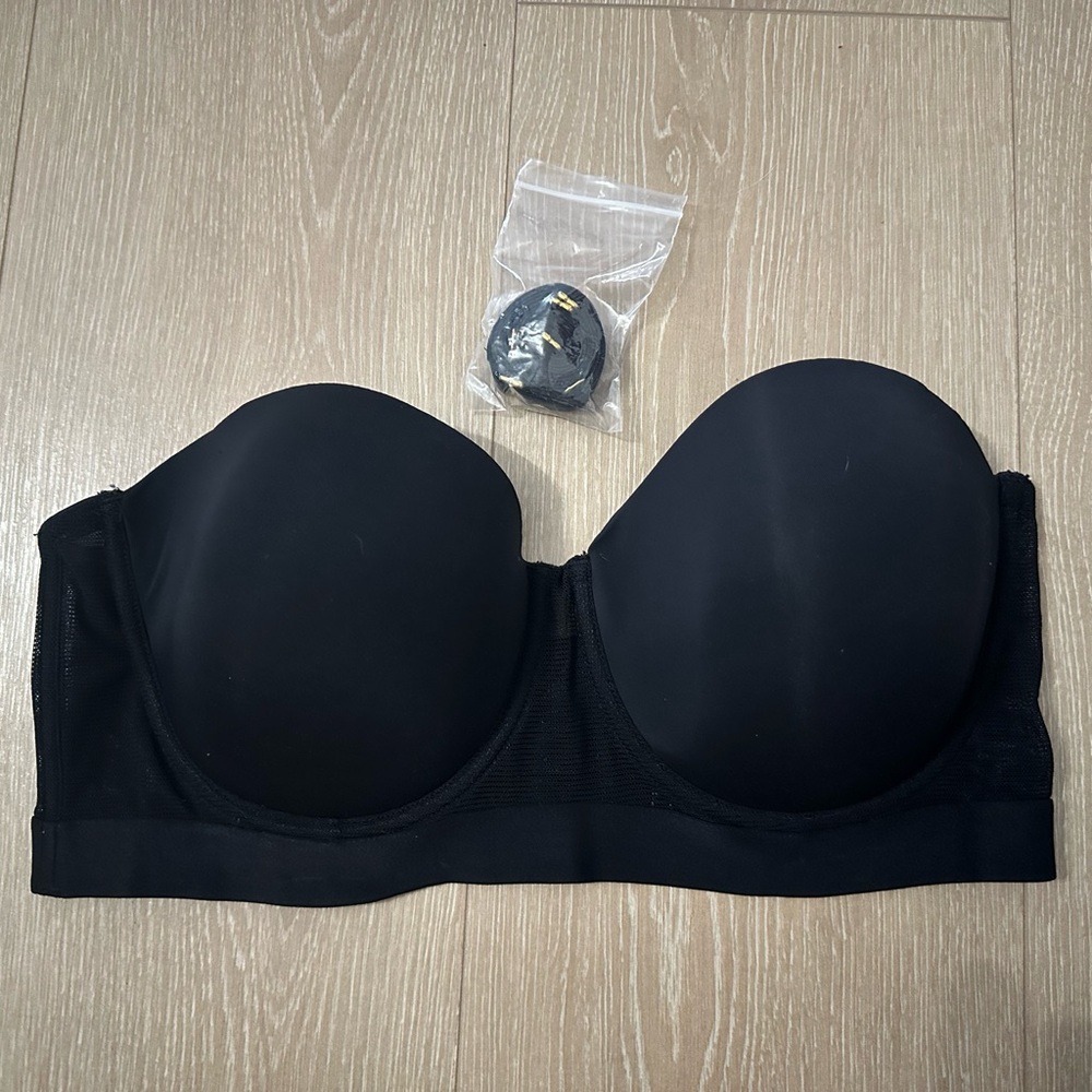 Lively Black Strapless Bra